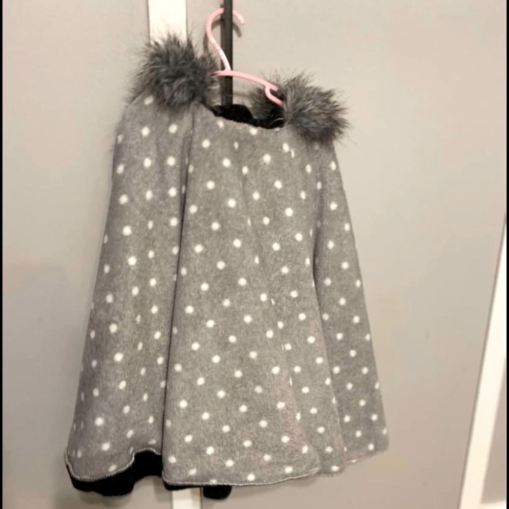 Hooded Car Seat Cape